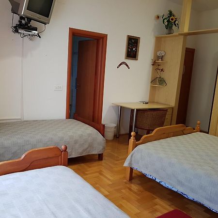 Prenociste Klas Pleternica Kamer foto