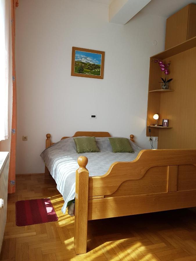 Prenociste Klas Pleternica Buitenkant foto