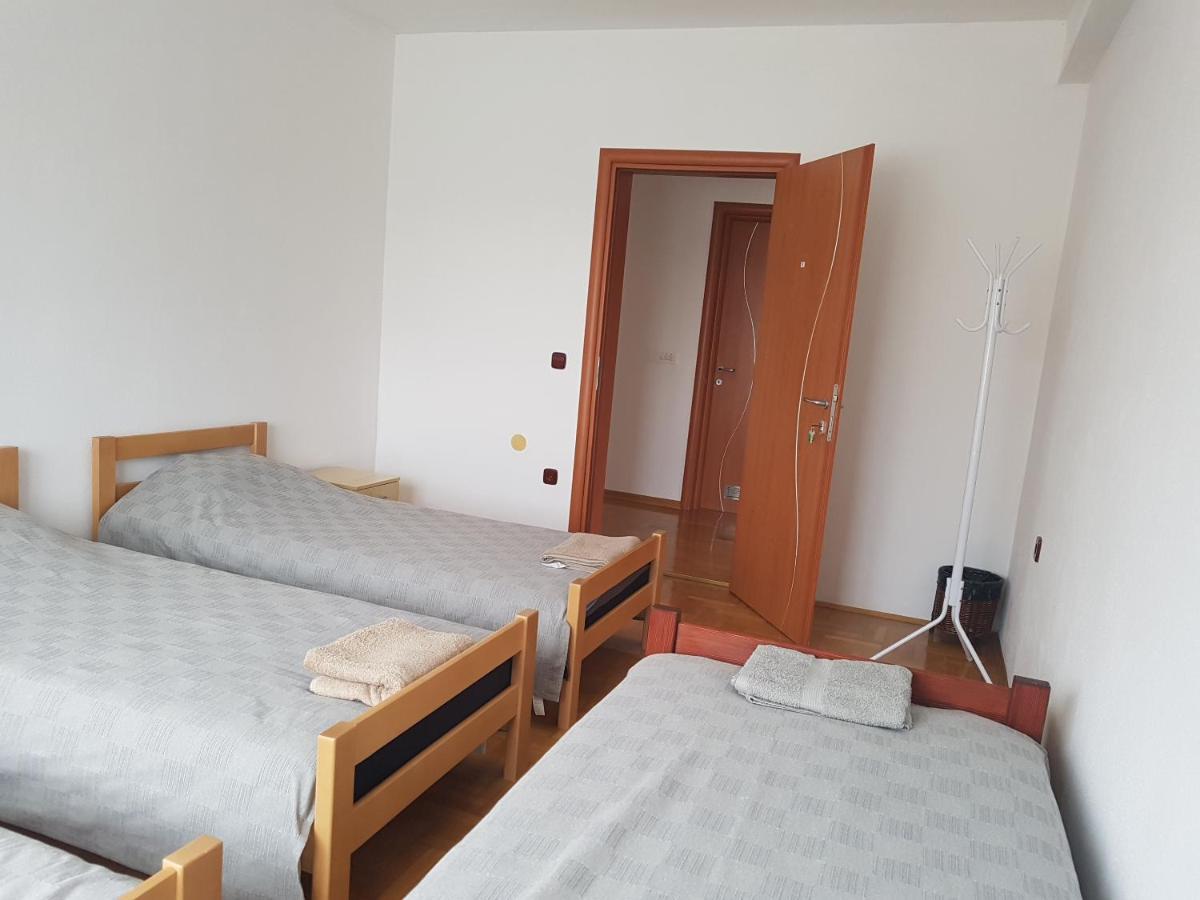 Prenociste Klas Pleternica Kamer foto