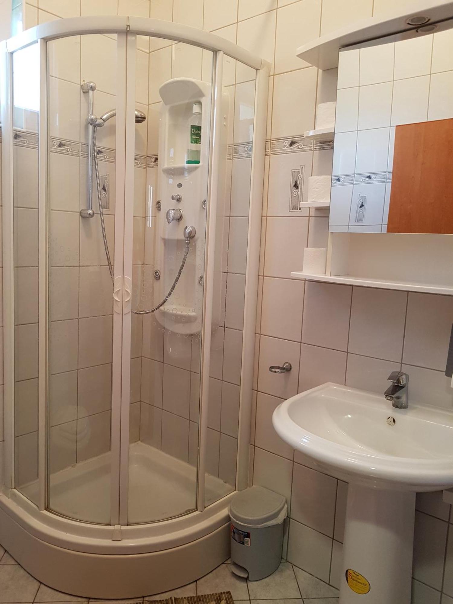 Prenociste Klas Pleternica Kamer foto
